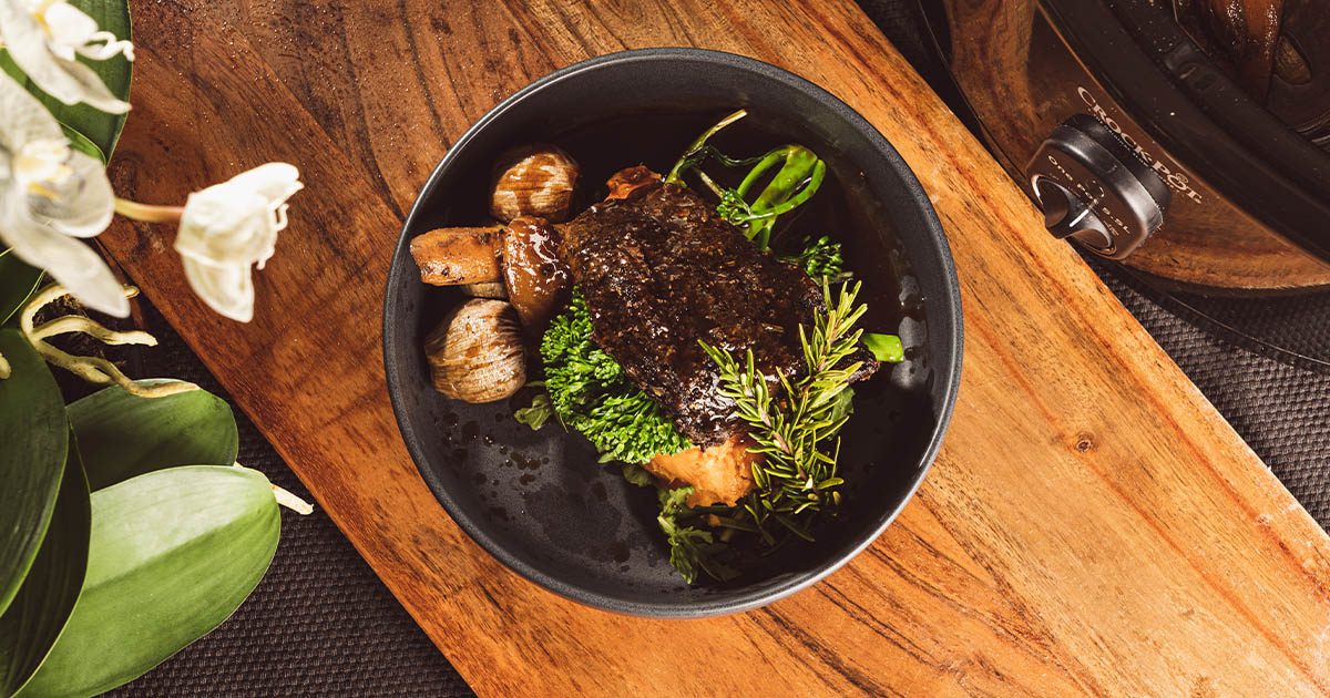 Braised beef cheeks with rosemary