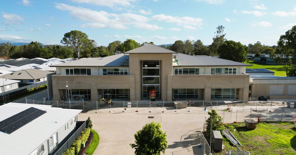 Amber’s Country Club on the home straight